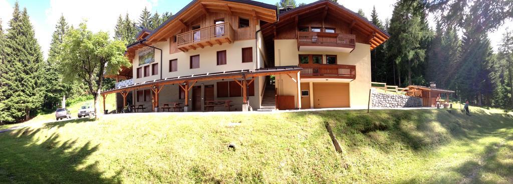 Casa Del Roccolo Lejlighed Folgarida Eksteriør billede