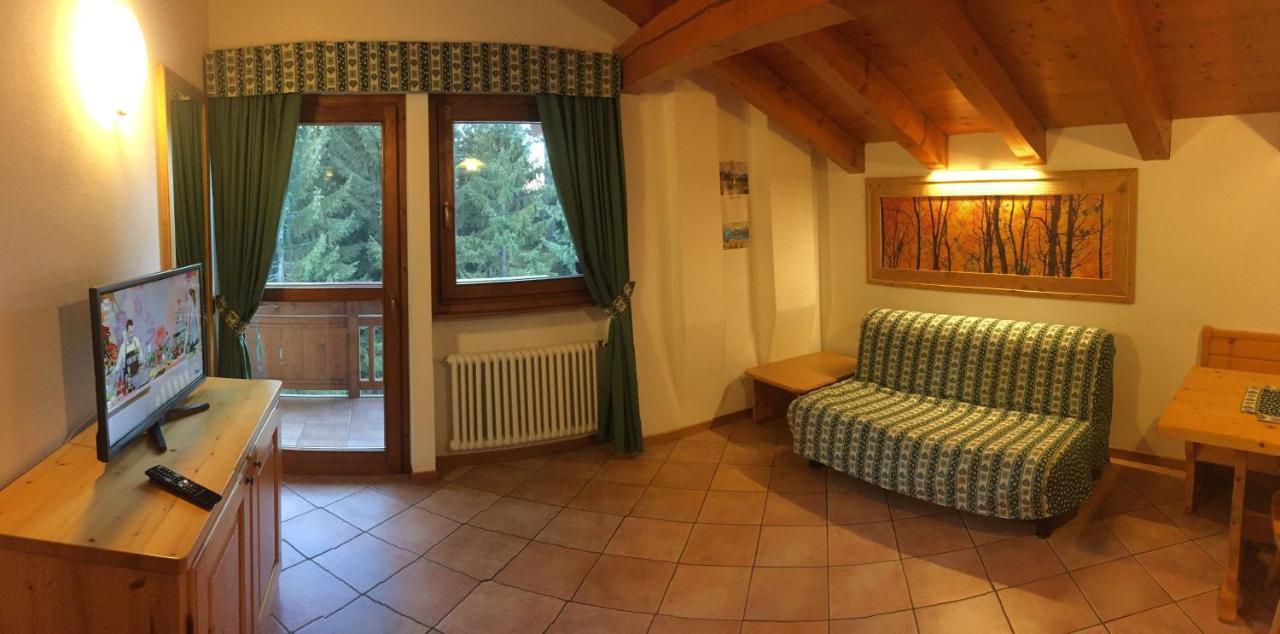 Casa Del Roccolo Lejlighed Folgarida Eksteriør billede
